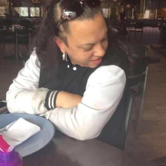 Meet your Posher, Sylvia - Picture 1 of 1